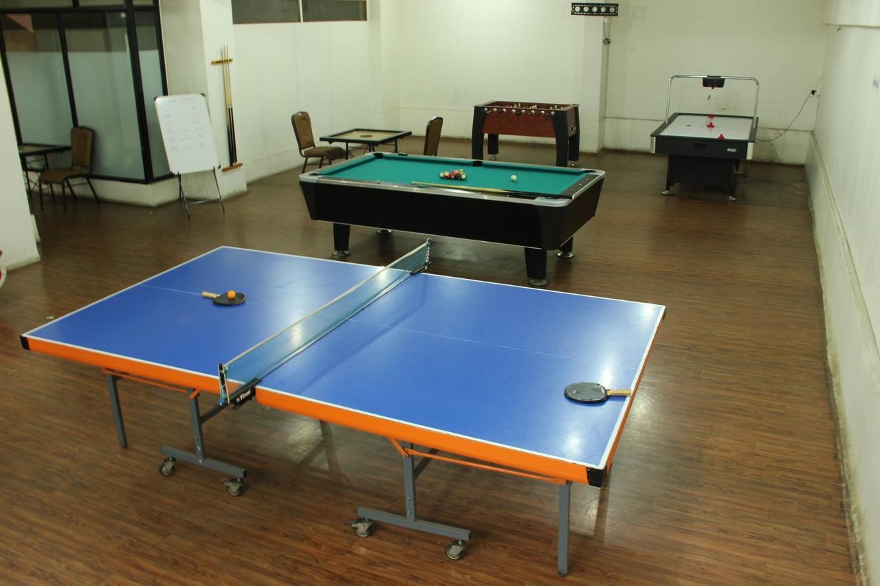 Hotel Aristro Lonavala Extérieur photo