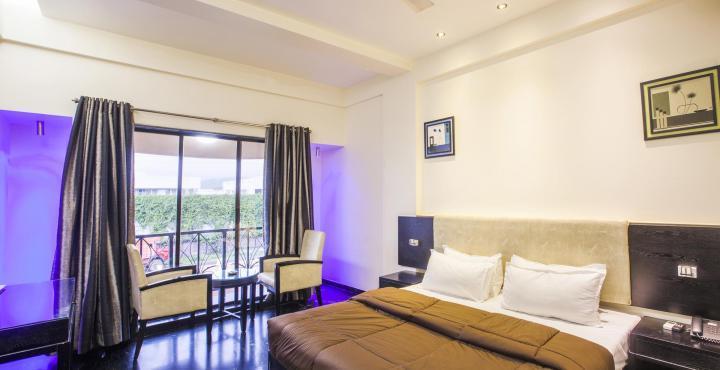 Hotel Aristro Lonavala Extérieur photo